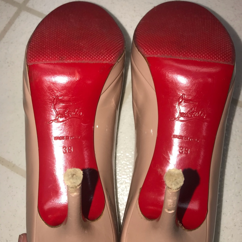 AMAZINGILY COMFORTABLE LOUBOUTIN PUMPS